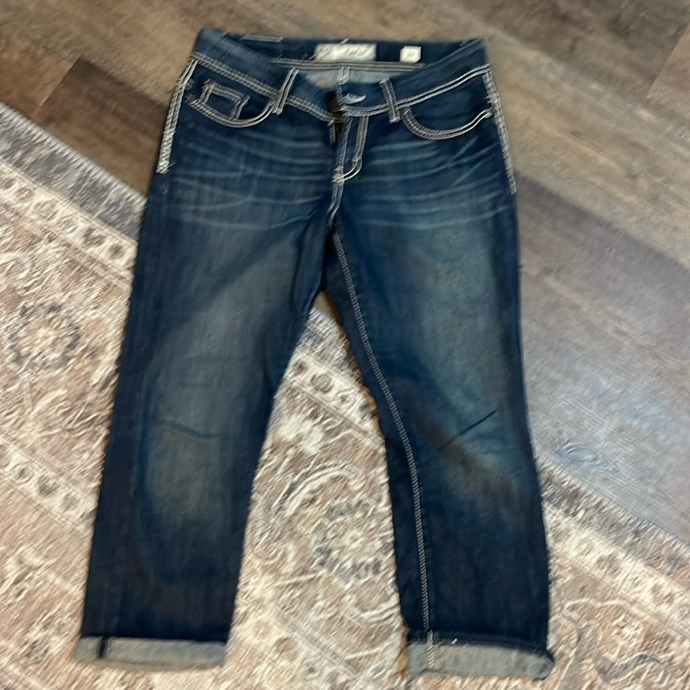 Buckle Capri jeans Size 29